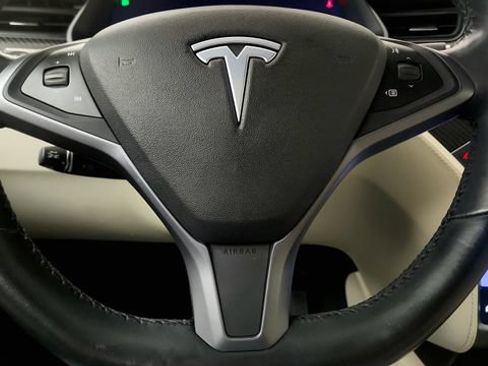 Used 2018 Tesla Model X 75D AWD/4WD image 61