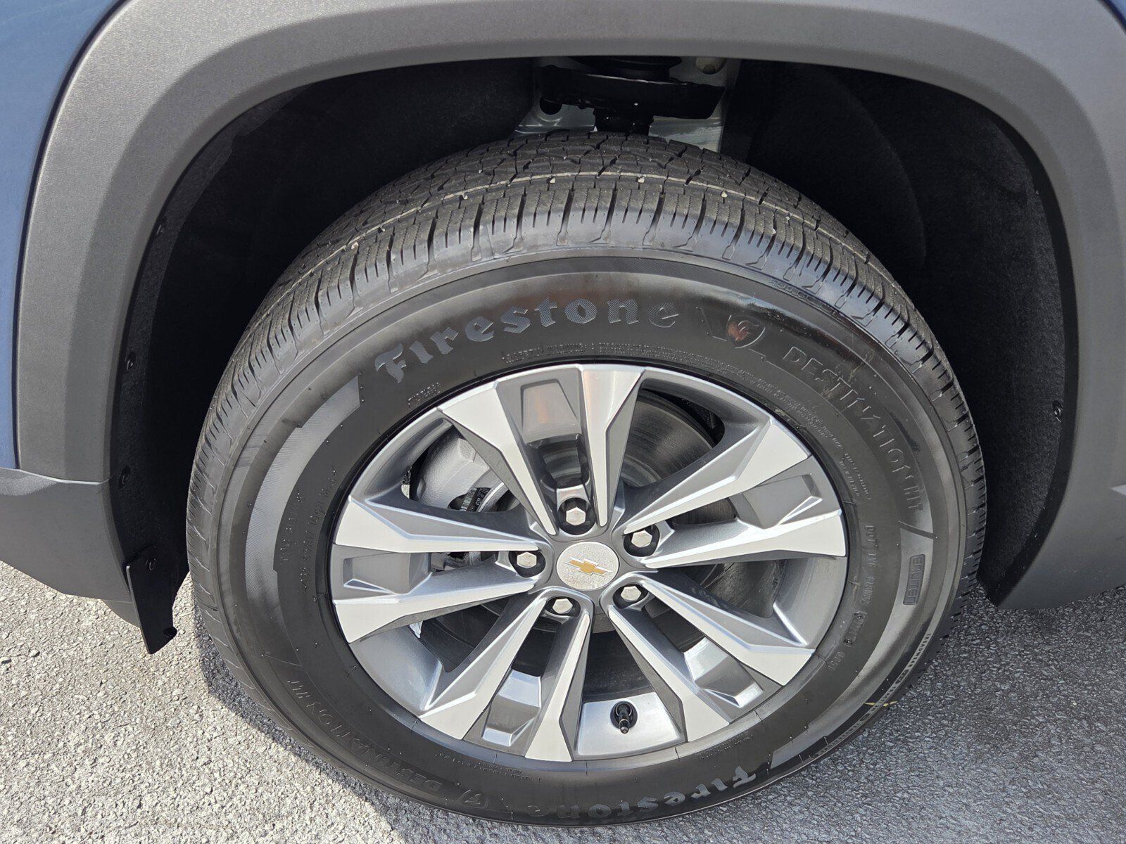 New 2027 Chevrolet Equinox ACTIV w/ Safety and Technology Package FWD image 4