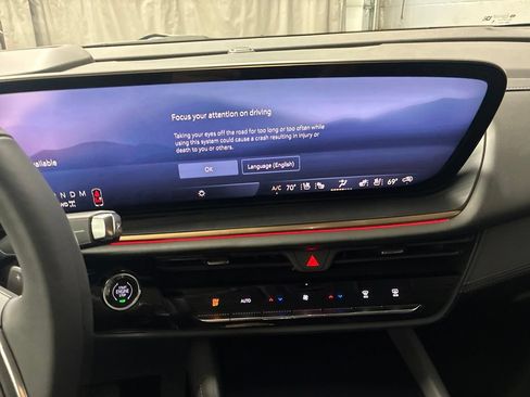 New 2026 Buick Envision Avenir AWD/4WD image 17