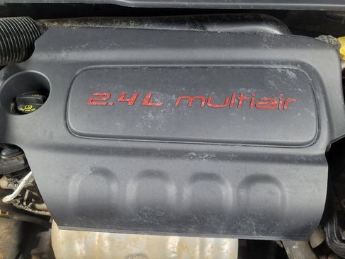 Used 2019 Jeep Compass Latitude w/ Cold Weather Group image 30