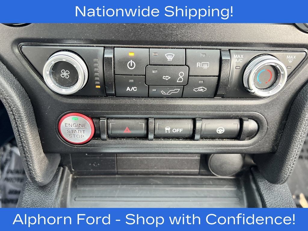 Certified 2022 Ford Mustang Coupe RWD image 18