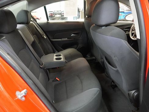Used 2015 Chevrolet Cruze LT image 28
