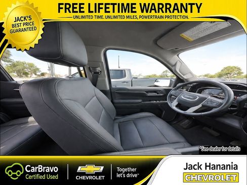 Used 2022 GMC Sierra 1500 SLT w/ X31 Off-Road Package AWD/4WD image 9