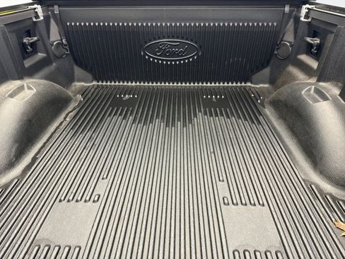 Used 2022 Ford F150 Lariat w/ Equipment Group 502A High image 18