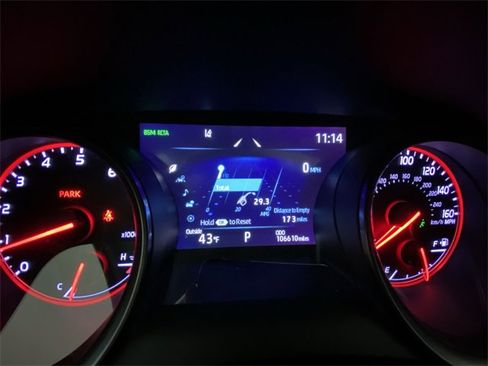 Used 2021 Toyota Camry XSE image 15