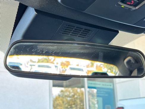 Used 2025 Toyota Camry SE FWD image 25