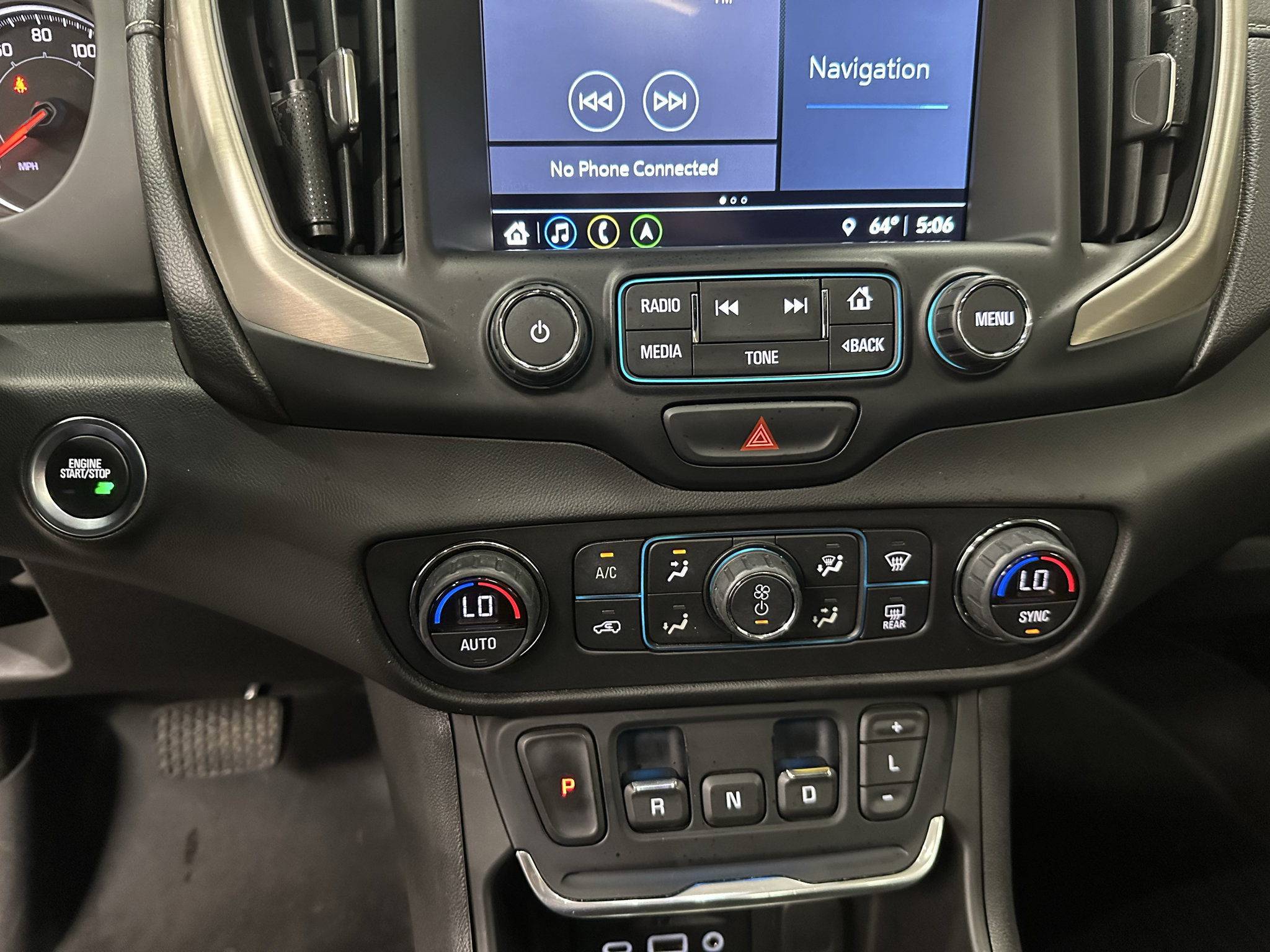 Used 2018 GMC Terrain Denali w/ Advanced Safety Package AWD/4WD image 27