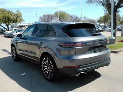 Used 2020 Porsche Cayenne AWD/4WD image 13