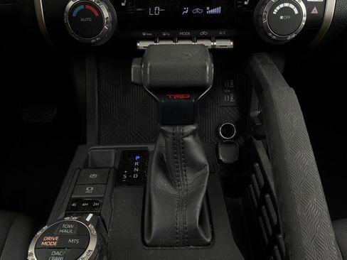 Used 2025 Toyota Tacoma TRD Off-Road AWD/4WD image 20
