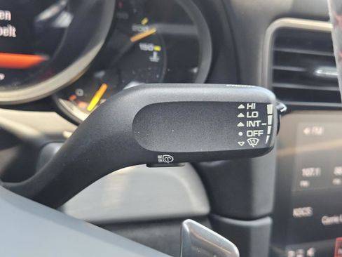 Used 2018 Porsche 911 GT3 RWD image 21