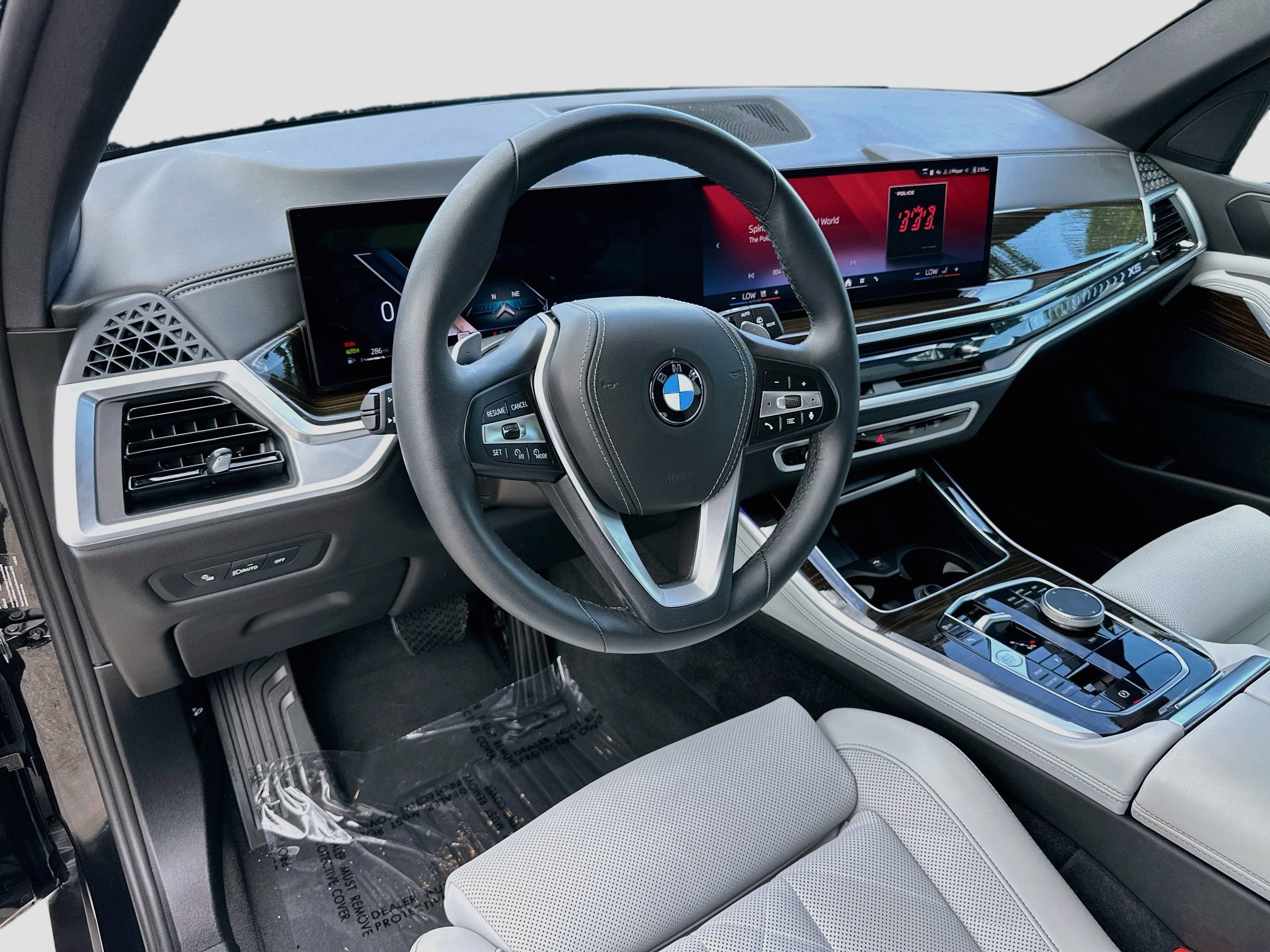 Certified 2024 BMW X5 sDrive40i w/ Parking Assistance Package RWD image 9