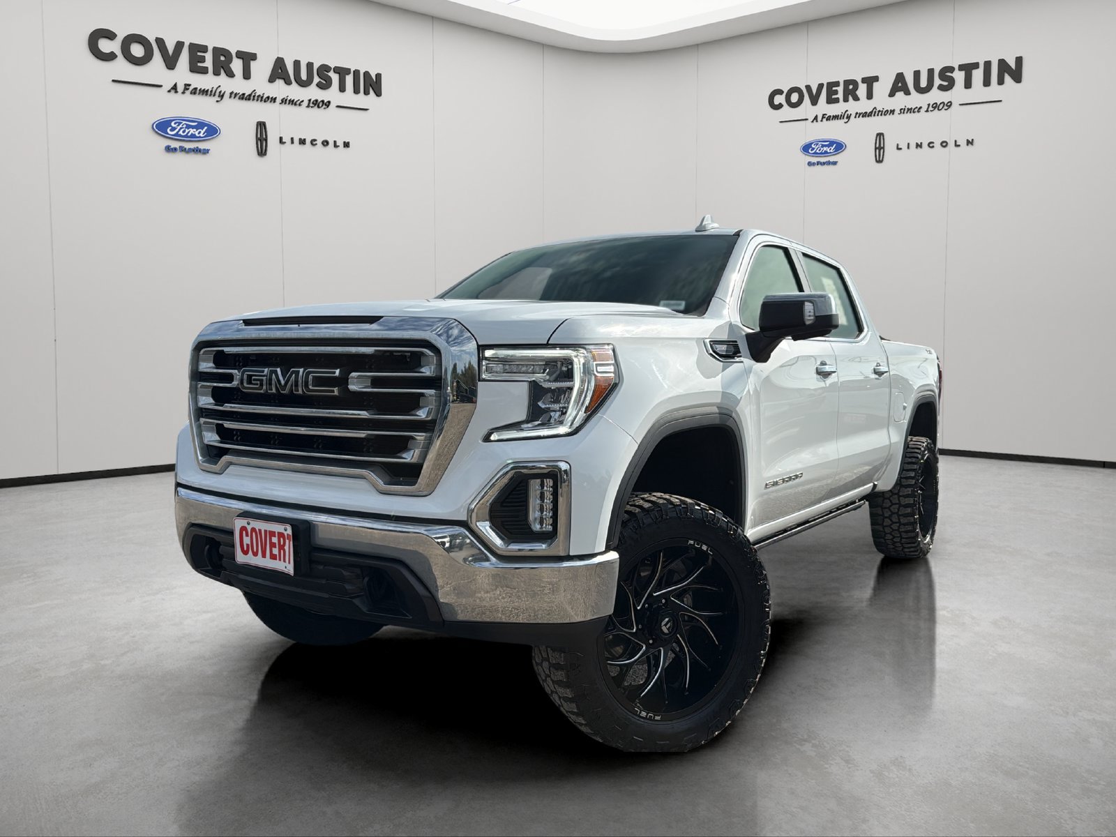 Used 2022 GMC Sierra 1500 SLT AWD/4WD image 1