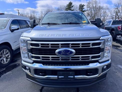 Used 2023 Ford F250 XLT w/ FX4 Off-Road Package image 2