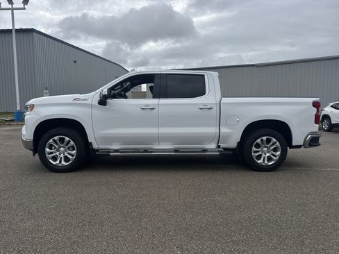 Used 2023 Chevrolet Silverado 1500 LTZ image 3