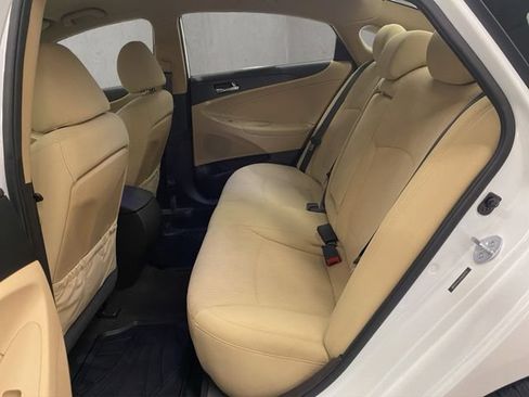 Used 2014 Hyundai Sonata GLS w/ Popular Equipment Group 2 FWD image 7