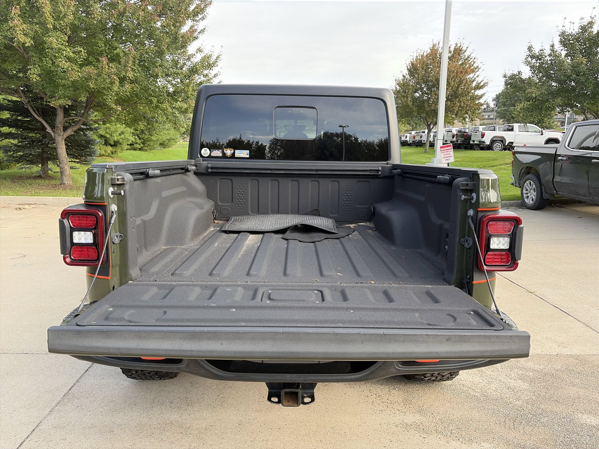 Used 2021 Jeep Gladiator Mojave AWD/4WD image 28