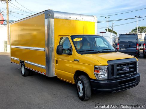 Used 2019 Ford E-350 and Econoline 350 Super Duty image 10