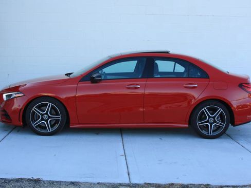 Used 2019 Mercedes-Benz A 220 4MATIC image 11