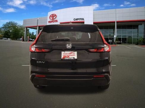 Used 2024 Honda CR-V EX image 4