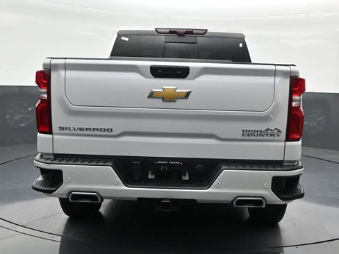 Used 2023 Chevrolet Silverado 1500 High Country w/ High Country Premium Package image 4