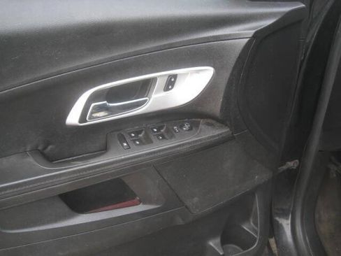 Used 2014 Chevrolet Equinox LS FWD image 13