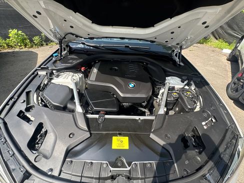 Used 2023 BMW 530i xDrive w/ Premium Package AWD/4WD image 40