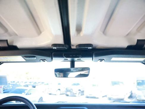 Used 2023 Jeep Wrangler Unlimited Sahara AWD/4WD image 34