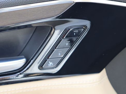 Used 2022 Acura MDX SH-AWD w/ Advance Package image 24
