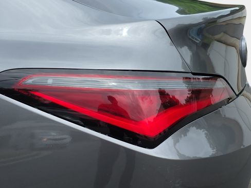 Certified 2024 Acura Integra FWD image 33