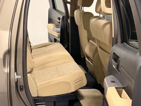 Used 2012 Toyota Tundra SR5 image 10