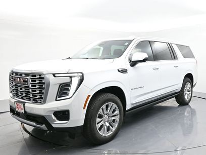 New 2025 GMC Yukon XL Denali w/ Sun & Power Step Package