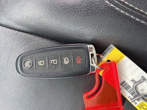 Used 2015 Ford Escape Titanium w/ Equipment Group 301A image 41