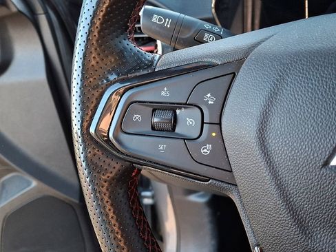 Used 2024 Chevrolet Trax RS image 19