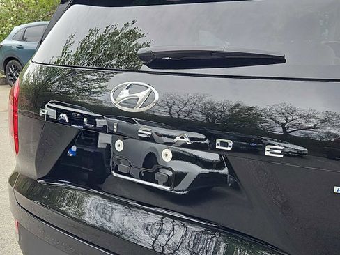Used 2021 Hyundai Palisade SEL w/ Premium Package AWD/4WD image 12