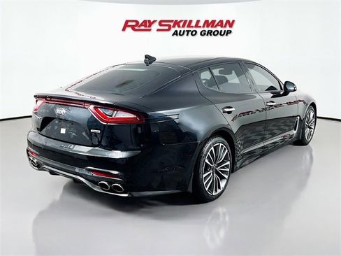 Used 2018 Kia Stinger Premium image 7