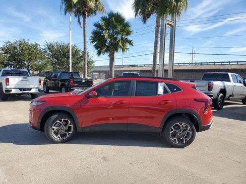 New 2026 Chevrolet Trax LT w/ Driver Confidence Package image 4