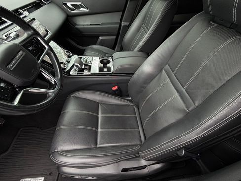 Used 2022 Land Rover Range Rover Velar R-Dynamic S image 5