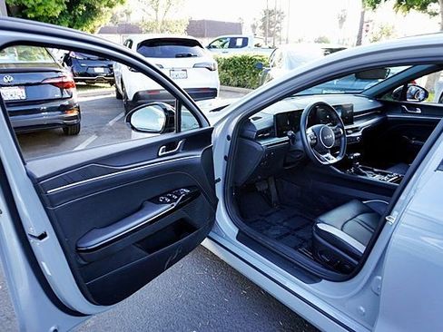 Used 2025 Kia K5 GT-Line image 37