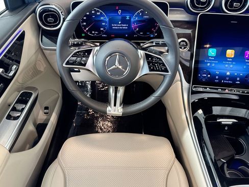 Used 2026 Mercedes-Benz GLC 300 4MATIC image 21
