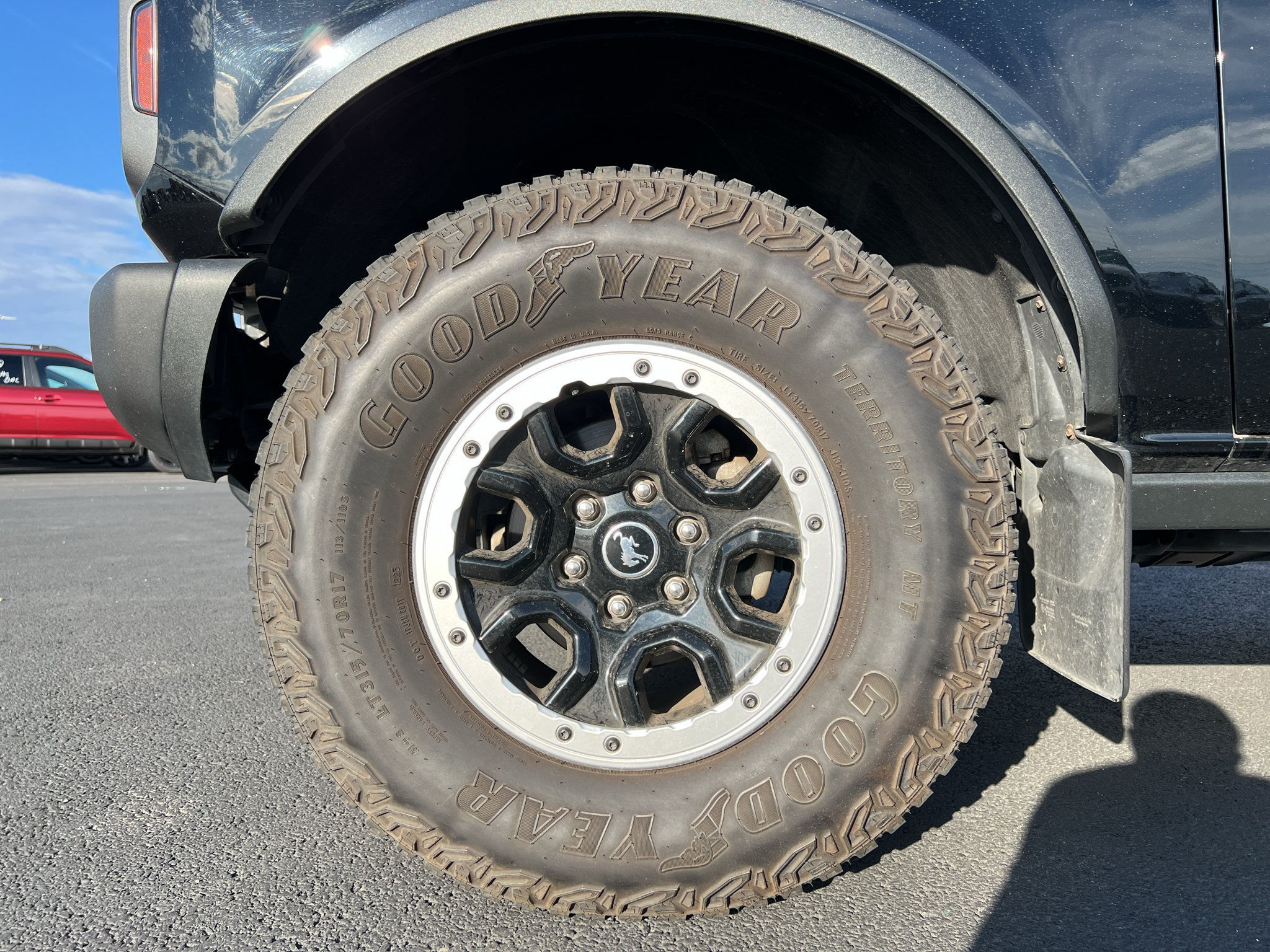 Used 2023 Ford Bronco Badlands w/ Sasquatch Package AWD/4WD image 9