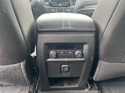 Certified 2023 Chevrolet Traverse LT image 21