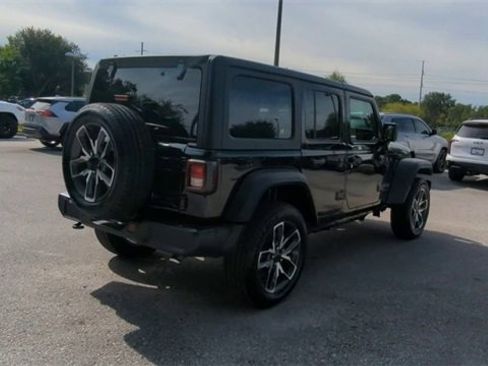 Used 2025 Jeep Wrangler Sport S w/ Convenience Group image 26