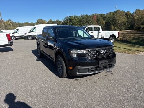 New 2025 Ford Maverick XLT w/ 4K Tow Package image 18