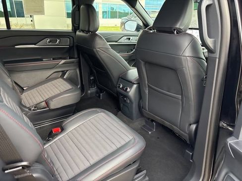 New 2026 Ford Explorer ST-Line AWD/4WD image 10