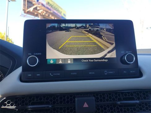 Used 2025 Honda HR-V LX image 21