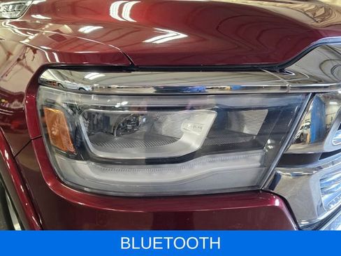Used 2019 RAM 1500 Laramie AWD/4WD image 5