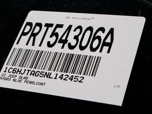 Used 2022 Jeep Gladiator Willys image 38