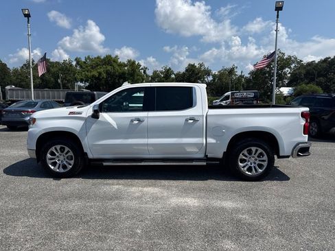 Used 2024 Chevrolet Silverado 1500 LTZ AWD/4WD image 7