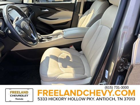 Used 2019 Buick Envision Essence FWD image 21