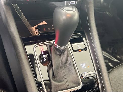 Used 2022 Jeep Compass Latitude image 16